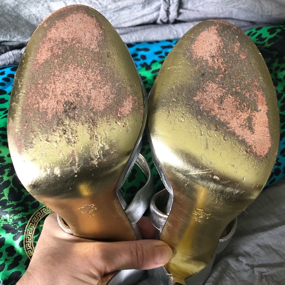 Versace for H & M silver heels size 9 - Picture 5 of 6